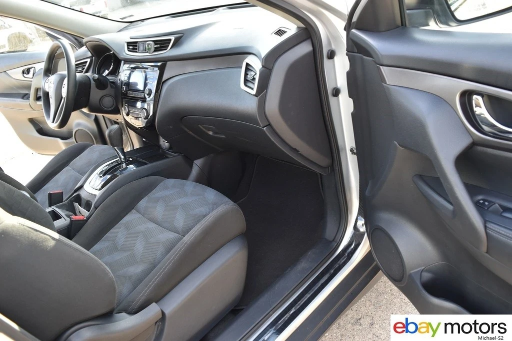 2016 Nissan Rogue - Image 16 of 21