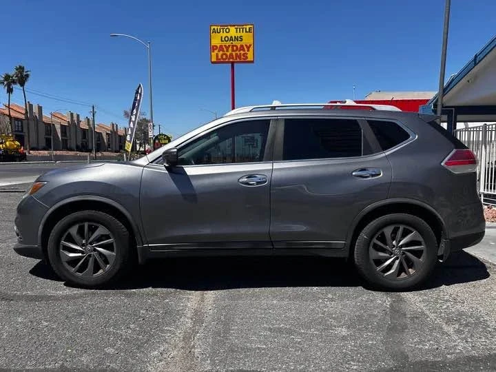 2016 Nissan Rogue - Image 4 of 18