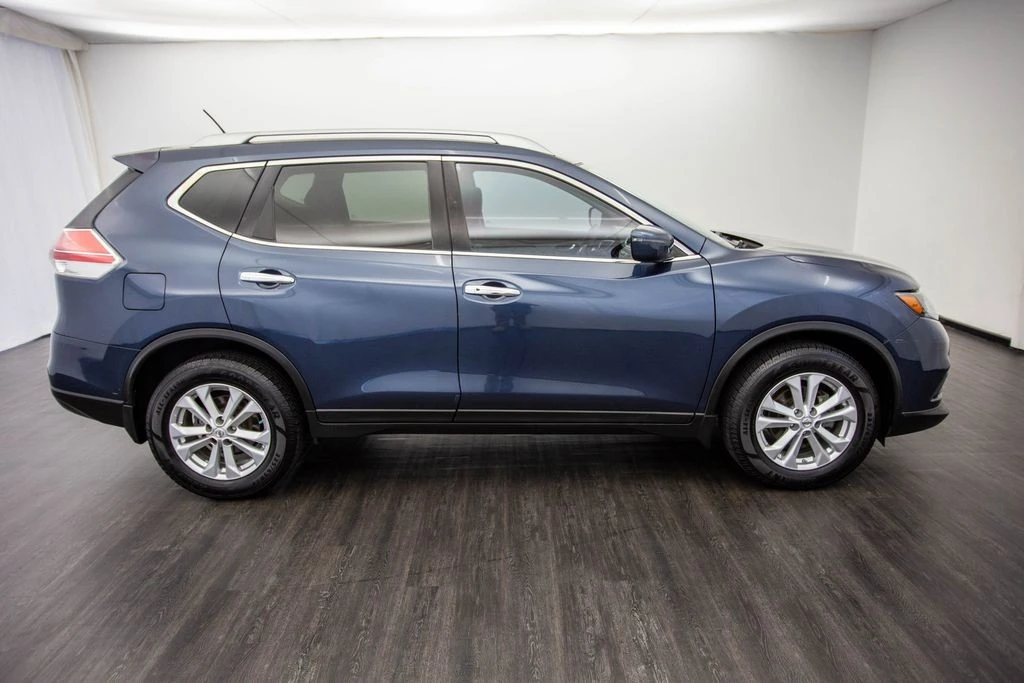2016 Nissan Rogue - Image 6 of 12