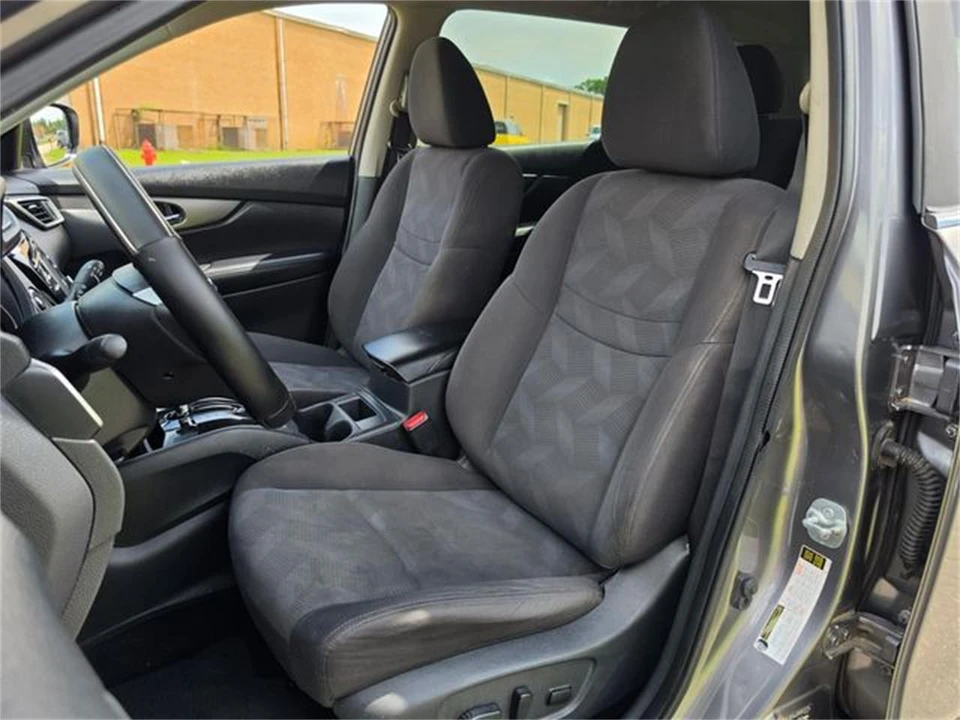 2016 Nissan Rogue - Image 14 of 31