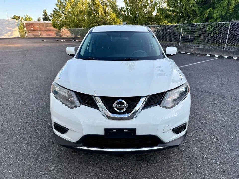 2016 Nissan Rogue - Image 2 of 17