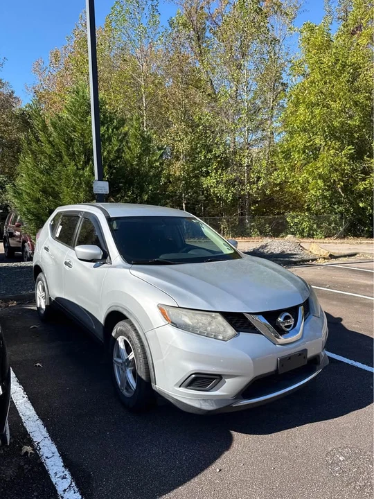 2016 Nissan Rogue - Image 4 of 16