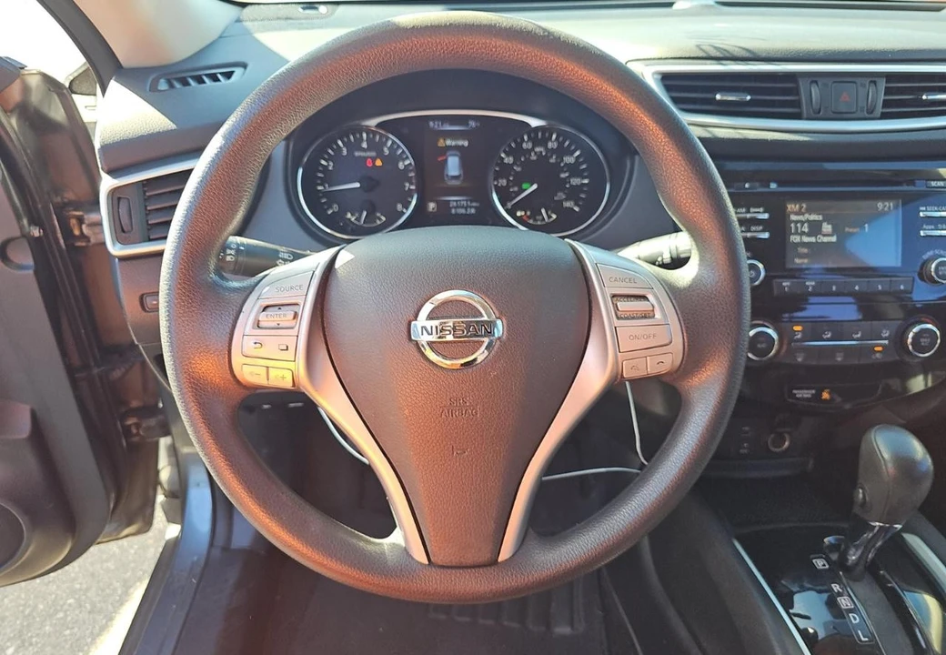 2016 Nissan Rogue - Image 13 of 16