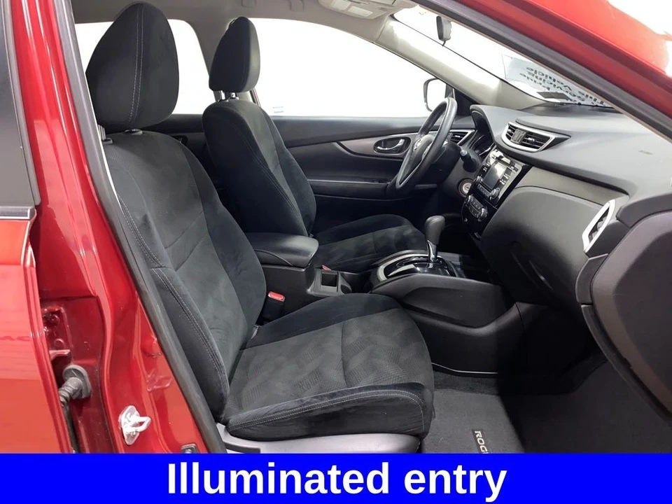 2016 Nissan Rogue - Image 11 of 12
