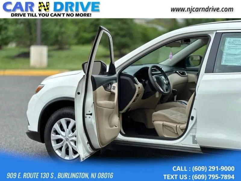 2016 Nissan Rogue - Image 9 of 12