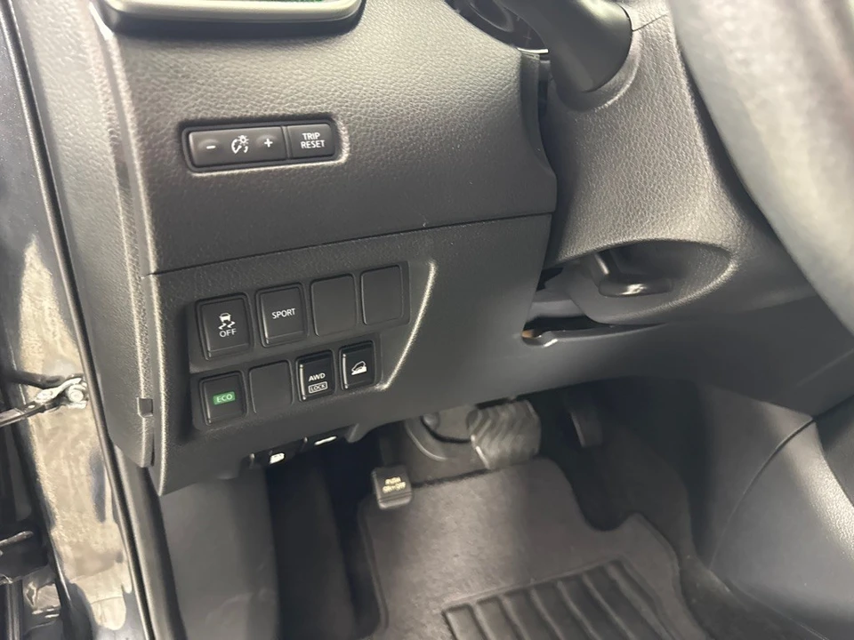 2016 Nissan Rogue - Image 12 of 12