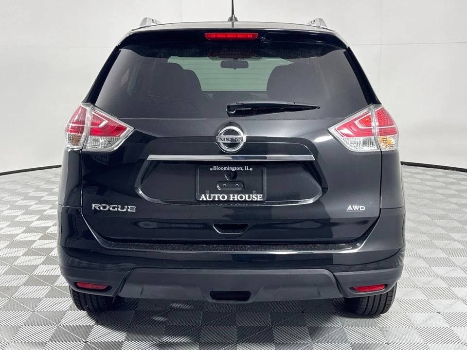 2016 Nissan Rogue - Image 6 of 12