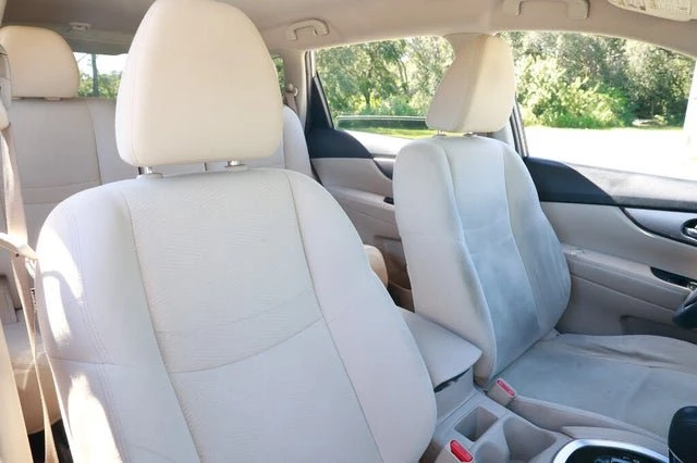 2016 Nissan Rogue - Image 12 of 14