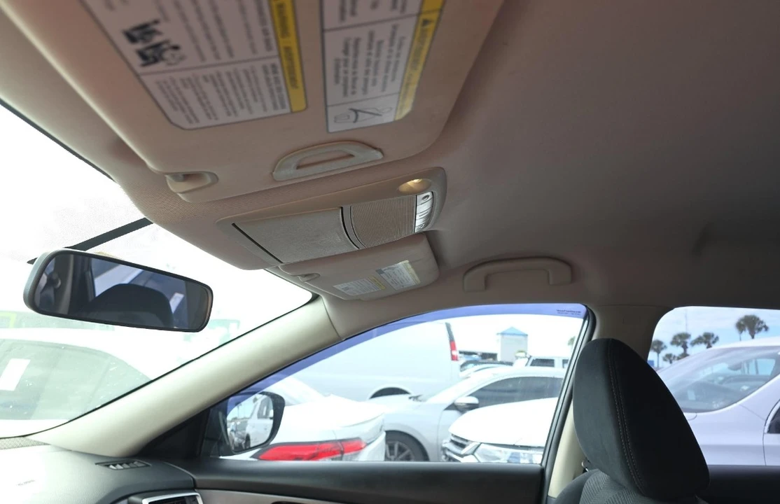 2016 Nissan Rogue - Image 13 of 13