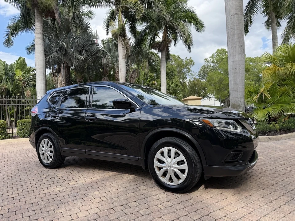 2016 Nissan Rogue - Image 3 of 17