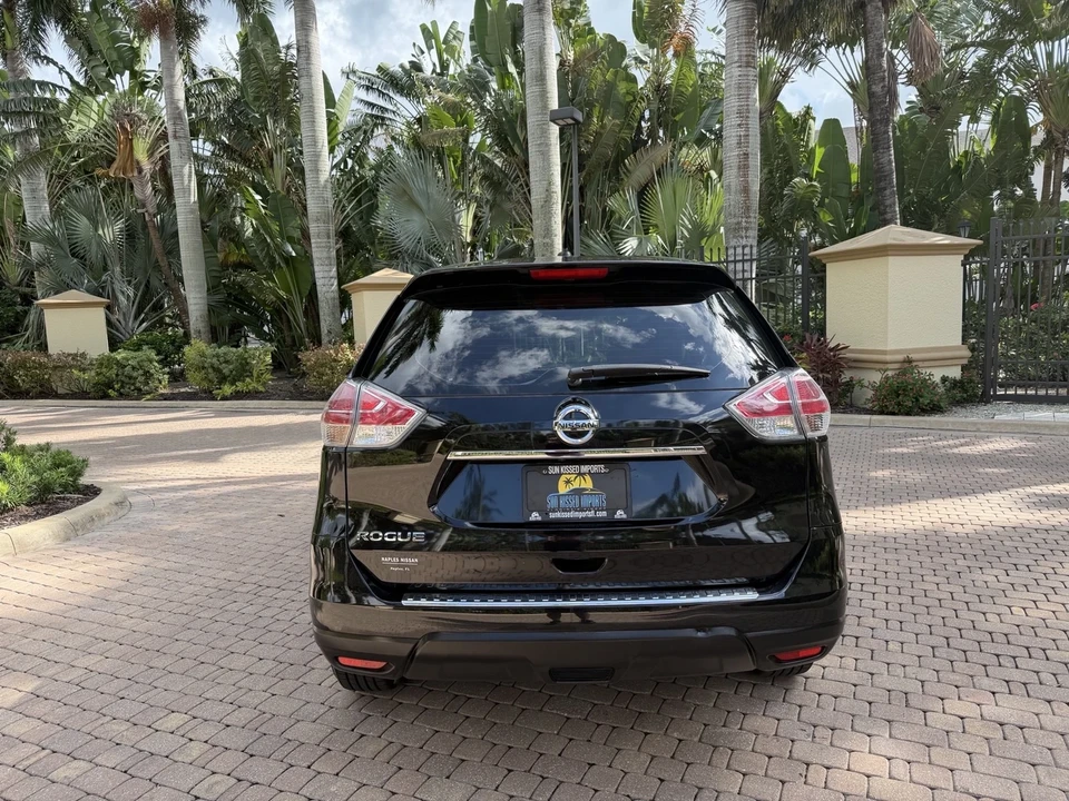 2016 Nissan Rogue - Image 5 of 17