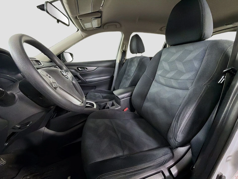 2016 Nissan Rogue - Image 13 of 21