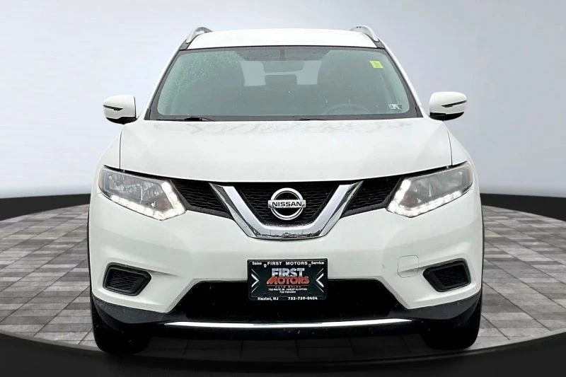2016 Nissan Rogue - Image 2 of 12