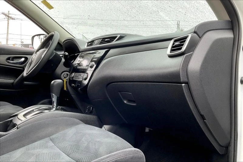 2016 Nissan Rogue - Image 12 of 12
