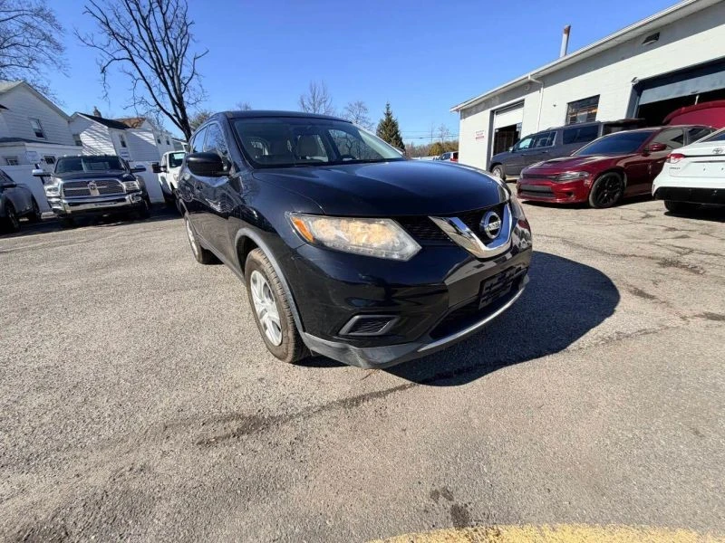 2016 Nissan Rogue - Image 4 of 12