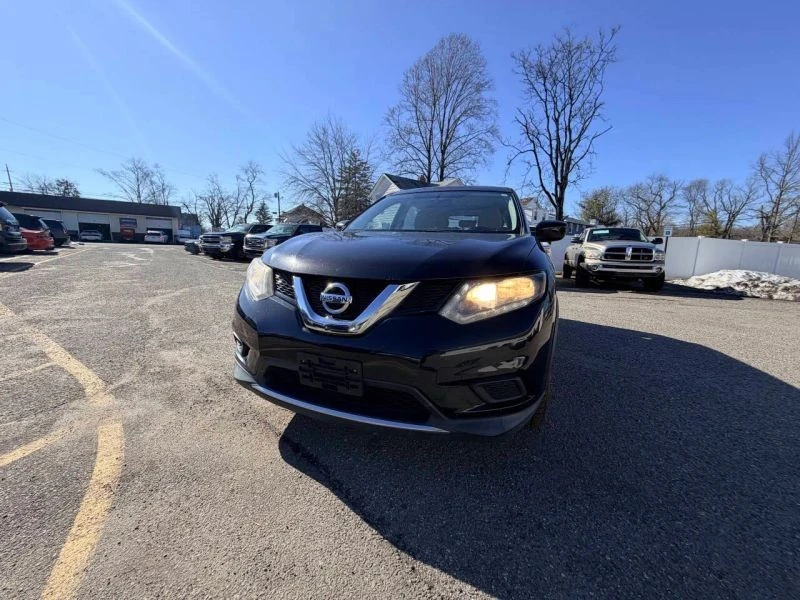 2016 Nissan Rogue - Image 2 of 12