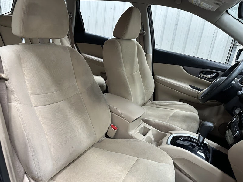 2016 Nissan Rogue - Image 17 of 21