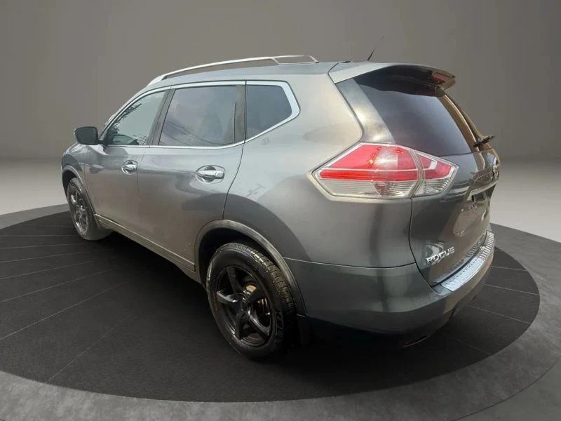 2016 Nissan Rogue - Image 7 of 12