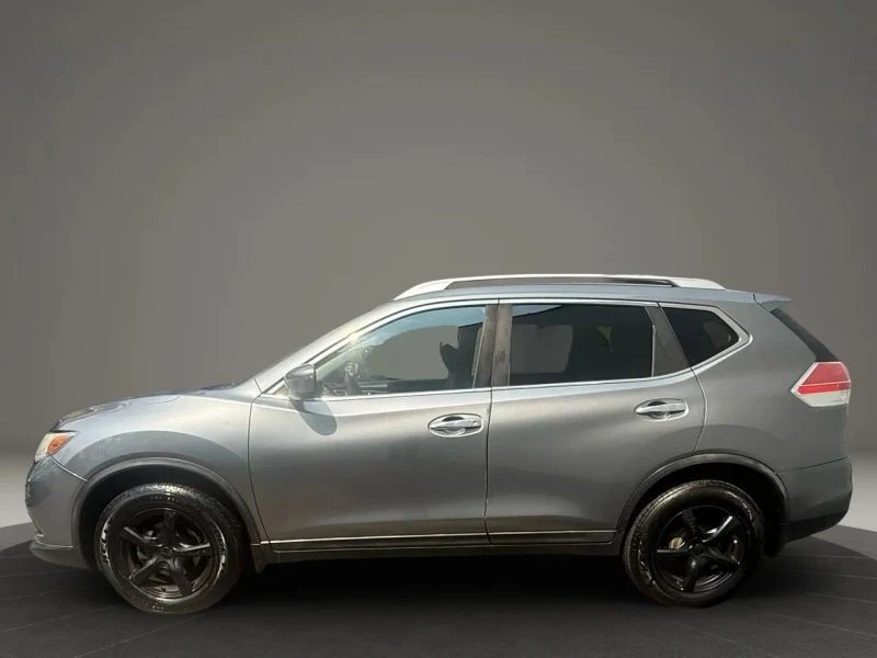 2016 Nissan Rogue - Image 8 of 12