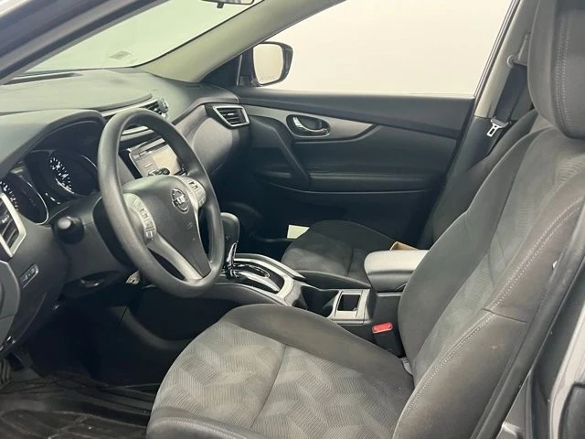 2016 Nissan Rogue - Image 8 of 9