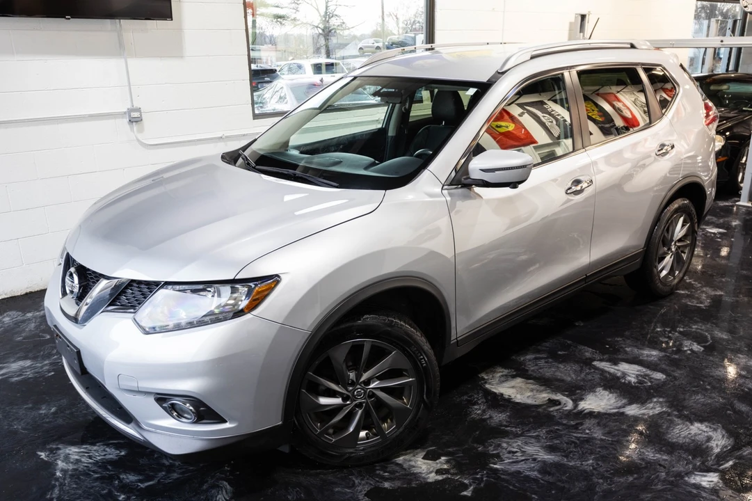 2016 Nissan Rogue - Image 2 of 21