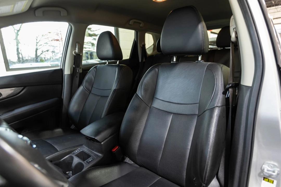 2016 Nissan Rogue - Image 21 of 21