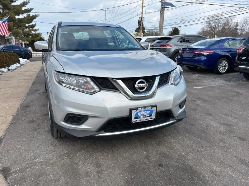 2016 Nissan Rogue - Image 9 of 12