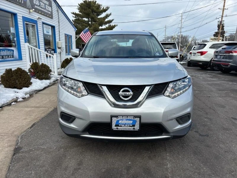 2016 Nissan Rogue - Image 10 of 12