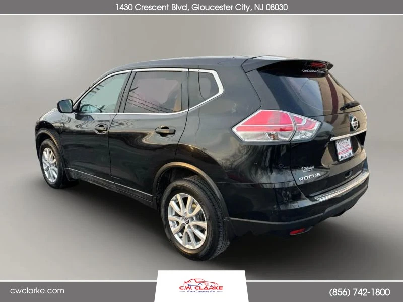 2016 Nissan Rogue - Image 8 of 12