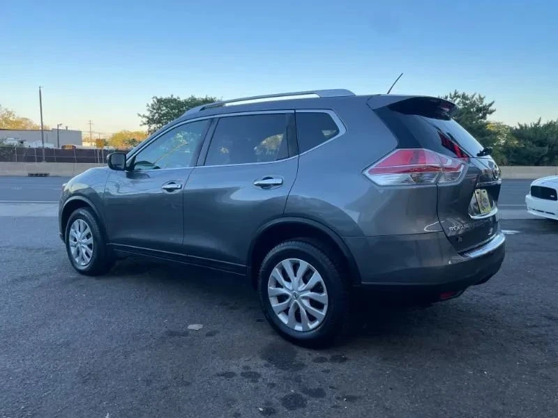 2016 Nissan Rogue - Image 5 of 12