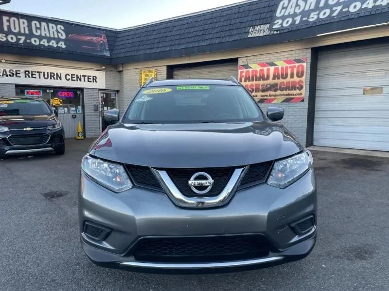 2016 Nissan Rogue - Image 2 of 12