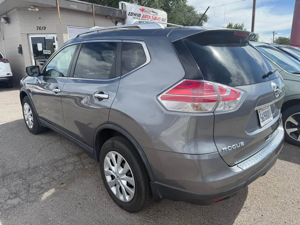 2016 Nissan Rogue - Image 5 of 11