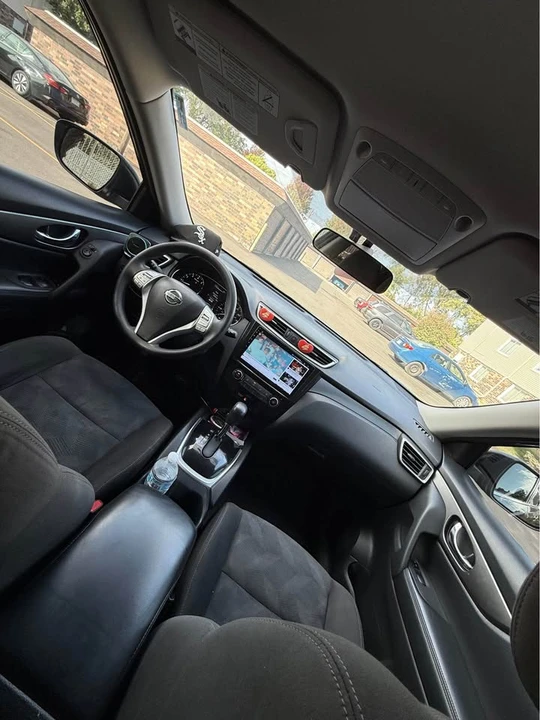 2016 Nissan Rogue - Image 8 of 9