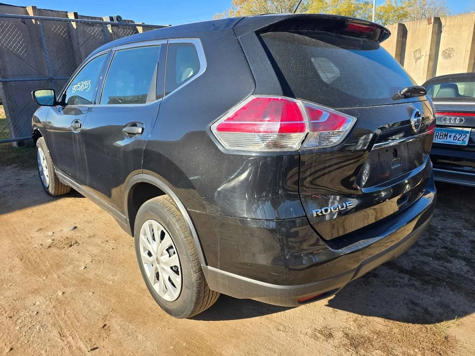 2016 Nissan Rogue - Image 6 of 7