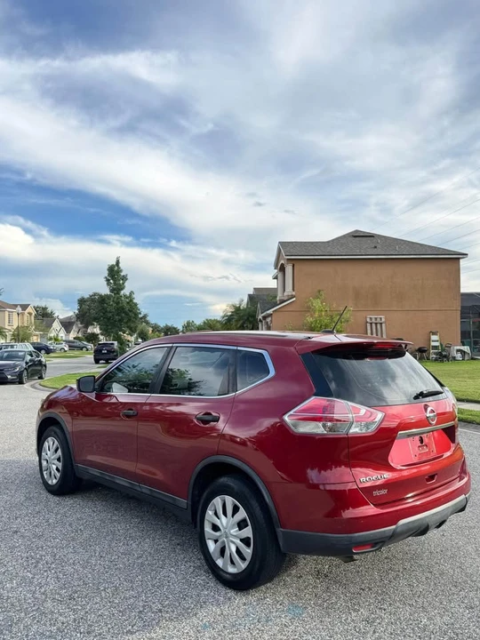 2016 Nissan Rogue - Image 3 of 8