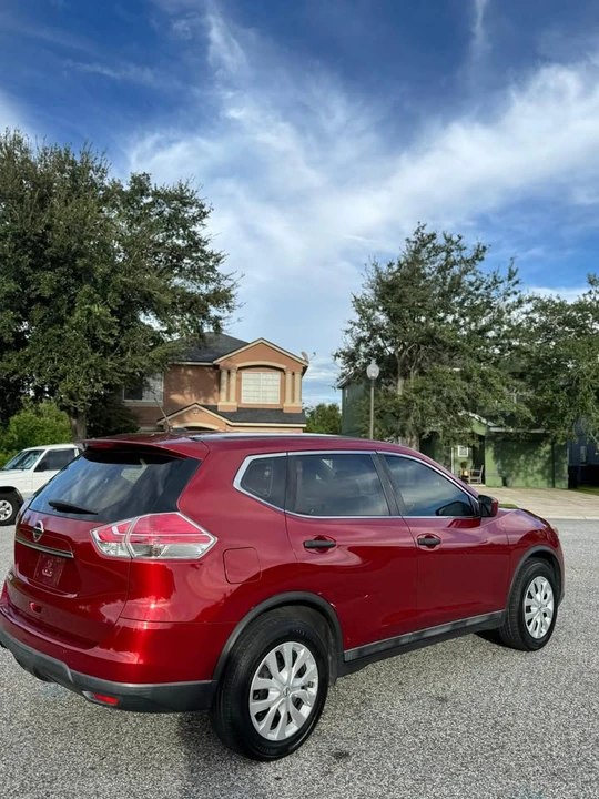2016 Nissan Rogue - Image 4 of 8