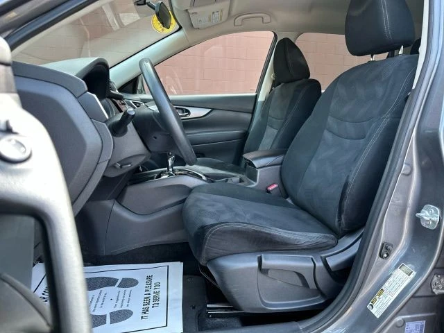 2016 Nissan Rogue - Image 11 of 21