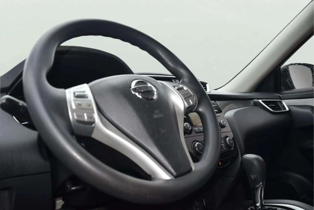 2016 Nissan Rogue - Image 14 of 21
