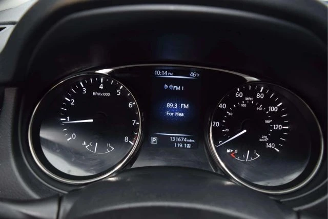 2016 Nissan Rogue - Image 16 of 21