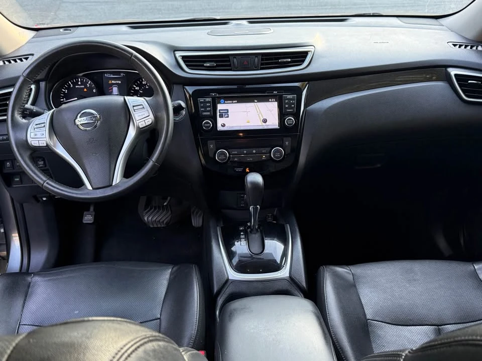 2016 Nissan Rogue - Image 7 of 10
