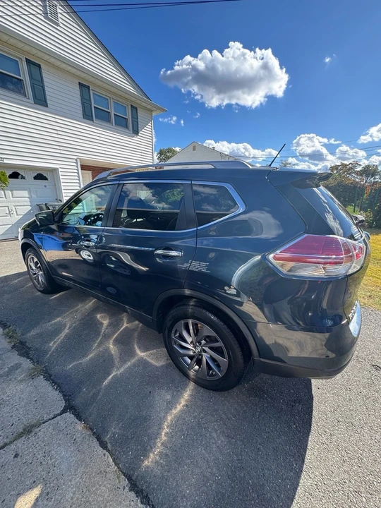2016 Nissan Rogue - Image 3 of 19