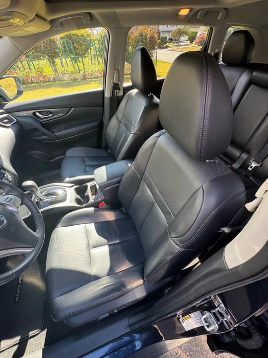 2016 Nissan Rogue - Image 14 of 19