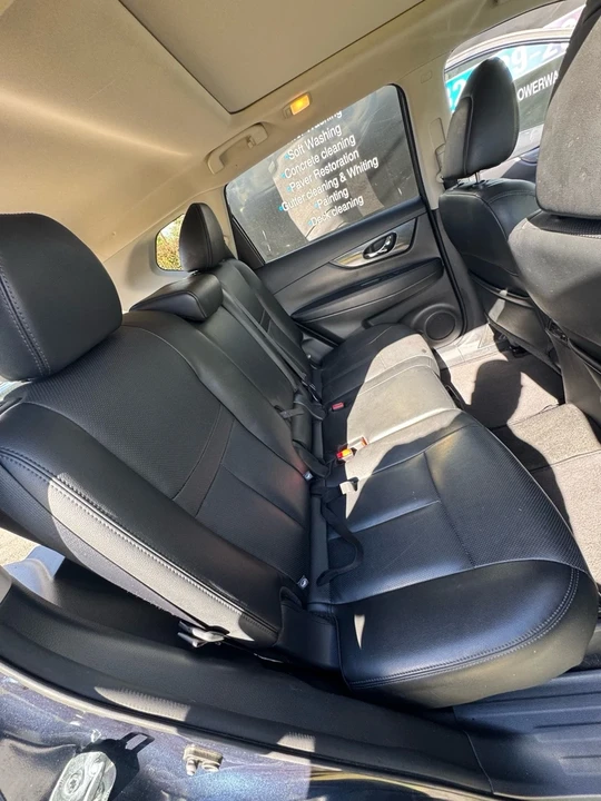 2016 Nissan Rogue - Image 18 of 19