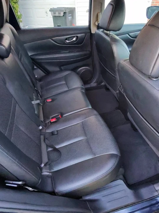 2016 Nissan Rogue - Image 12 of 19