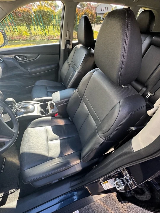 2016 Nissan Rogue - Image 15 of 19