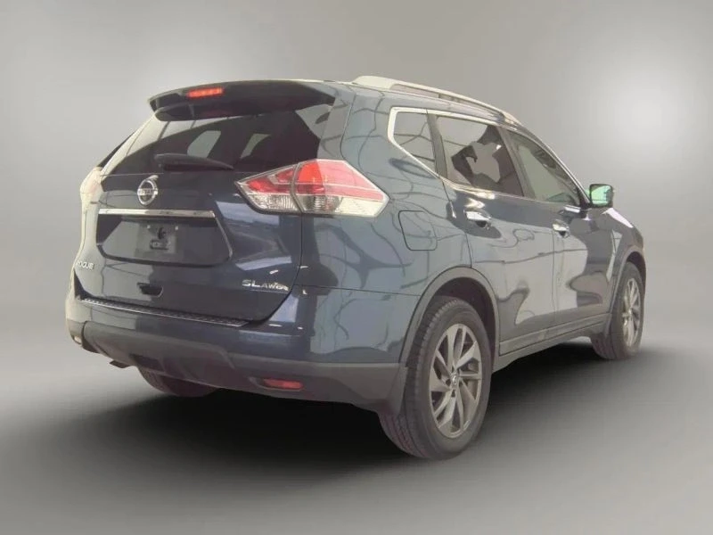 2016 Nissan Rogue - Image 3 of 4