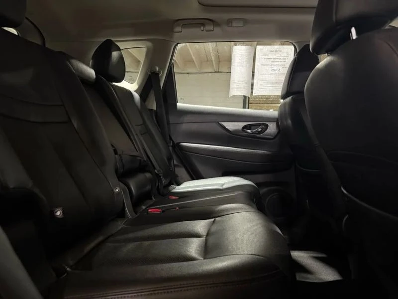 2016 Nissan Rogue - Image 12 of 12