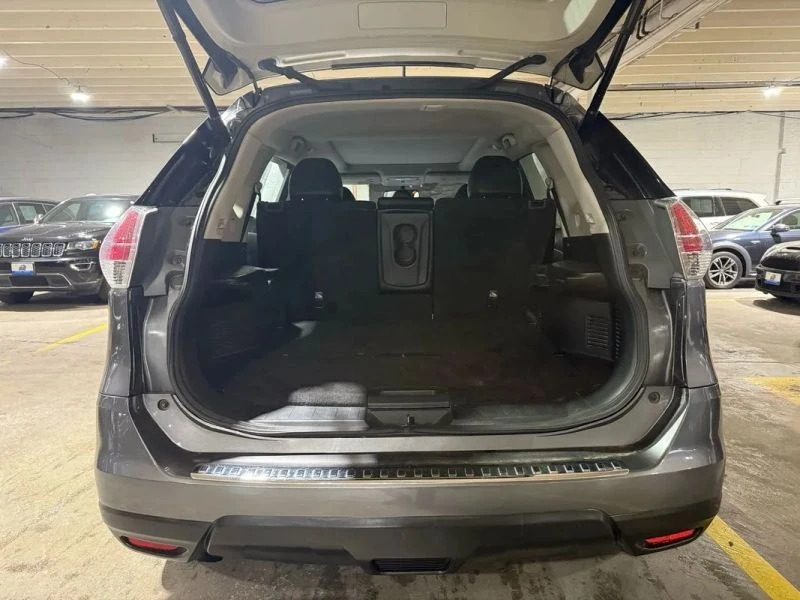 2016 Nissan Rogue - Image 7 of 12