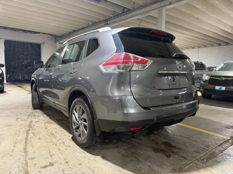 2016 Nissan Rogue - Image 3 of 12