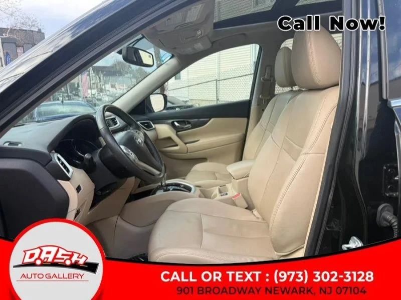 2016 Nissan Rogue - Image 11 of 12